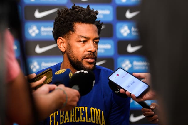 Higgins: "A cambiarlo todo"