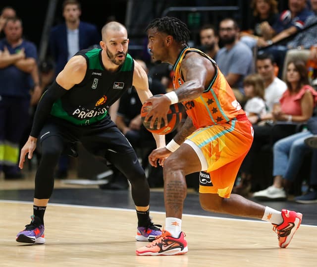 Valencia BC-Joventut (101-97)