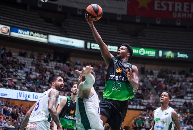 Joventut-Unicaja (74-65)