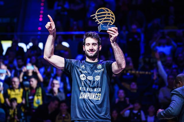 Bruno Fitipaldo, MVP