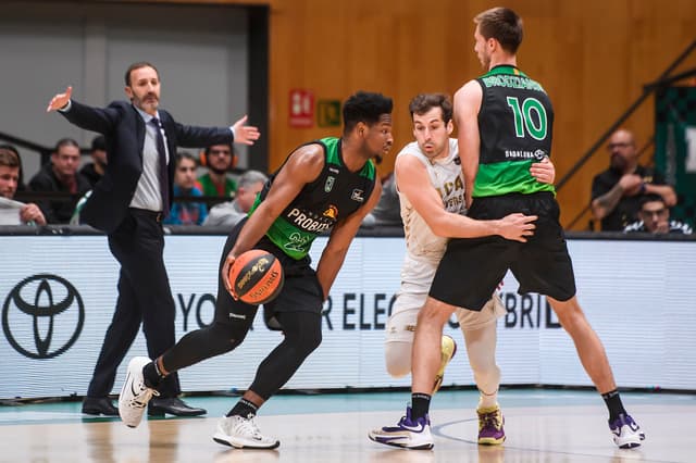 Joventut 94 - UCAM Murcia 68