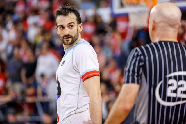 Álvaro Múñoz, 3º en partidos