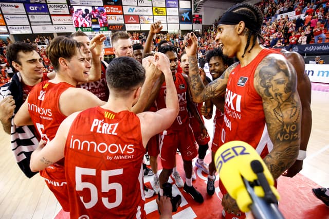 BAXI Manresa-UCAM Murcia (93-83)