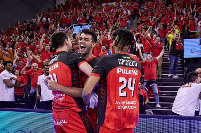 Coviran Granada-Joventut (73-62)