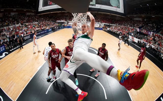 UCAM Murcia 74 - Unicaja 79