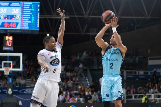 MoraBanc And-Monbus Obra (92-89)