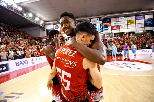 BAXI Manresa 92-Zunder Palencia 91