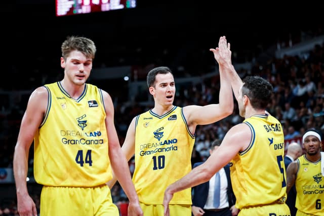 Casademont-Dreamland GC (94-101)