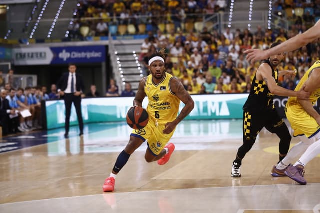 Albicy, 4º asistente claretiano