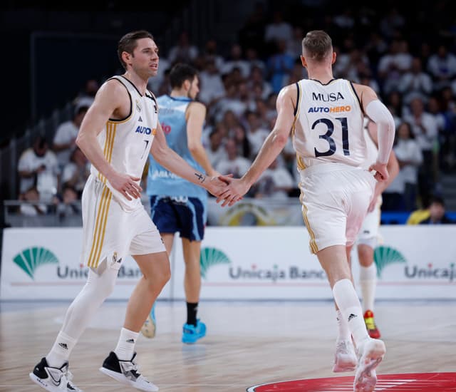 R.Madrid-R.Breogán (91-58)