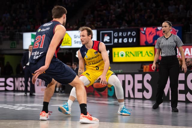 Luz supera las 800 asistencias