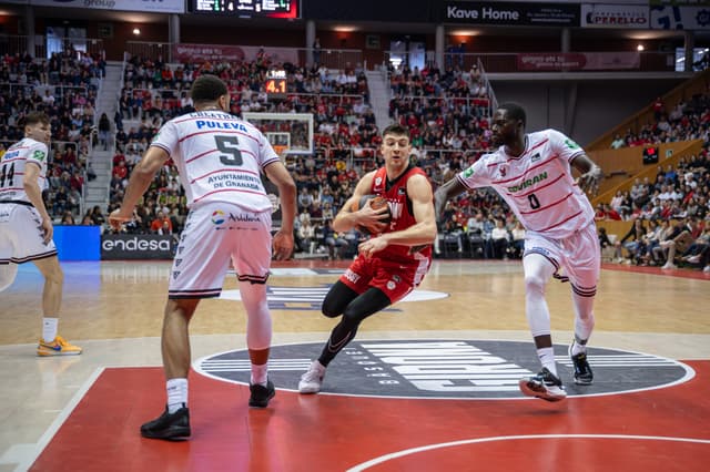 Fjellerup renueva con el B. Girona