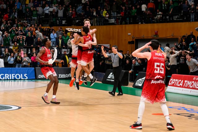 Joventut 81 - BAXI Manresa 83