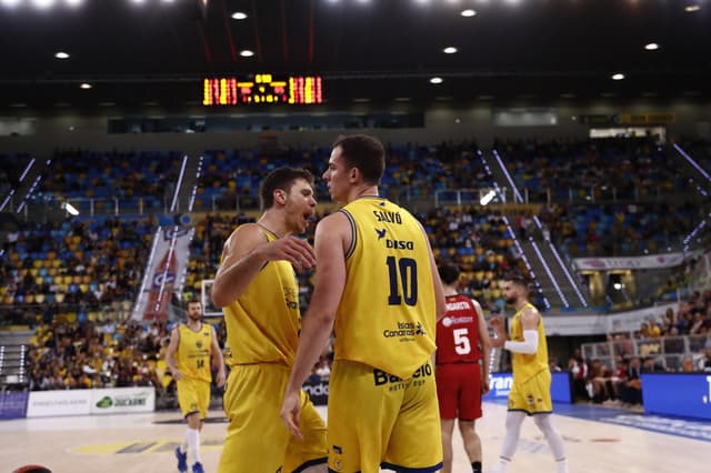 Dreamland GC 111 - Casademont Zg 85