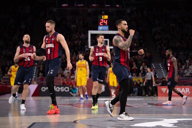 Howard y Baskonia hacen historia