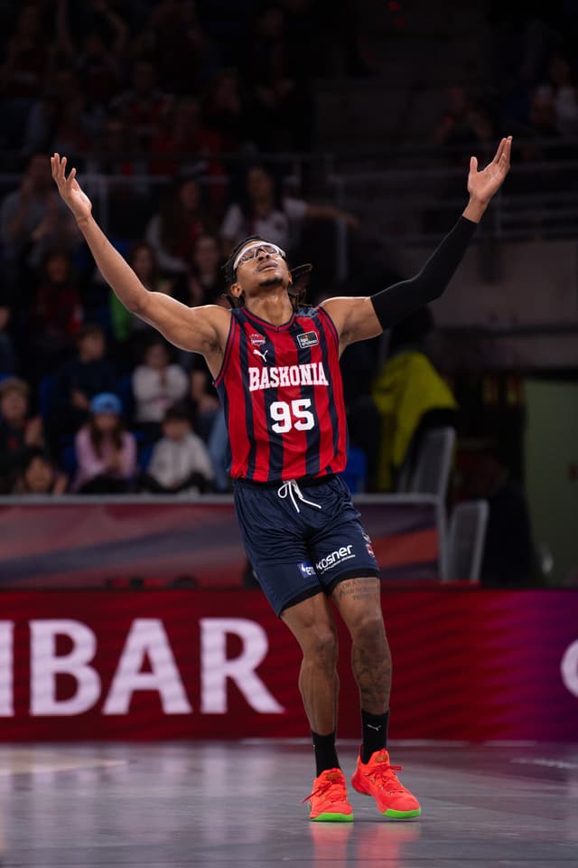 Baskonia 102 - Casademont Zgz 94