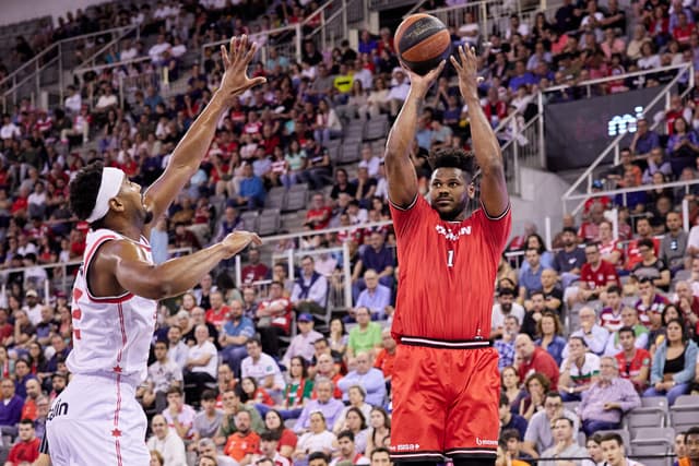 Felicio no seguirá en Granada