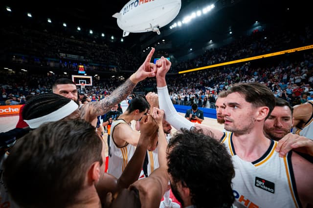 Real Madrid-Barça (97-78)