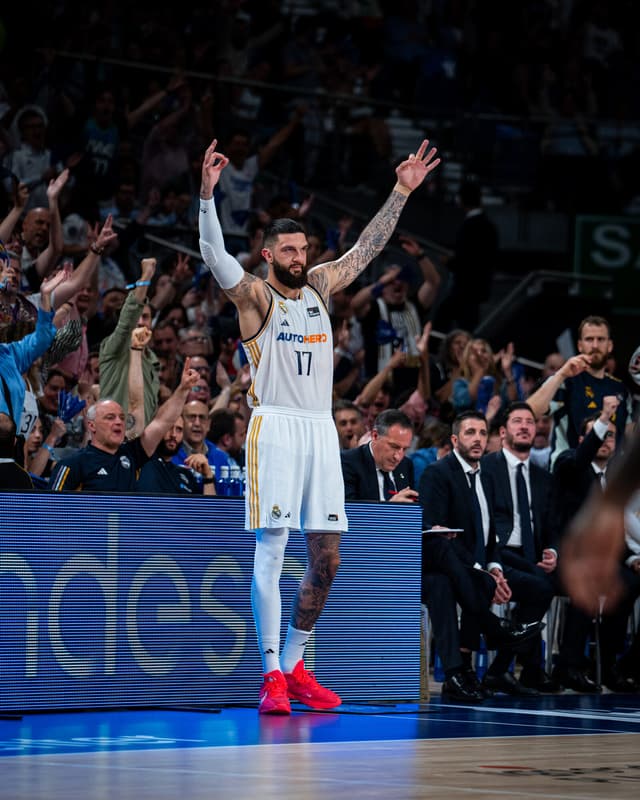 Poirier no seguirá en el R. Madrid