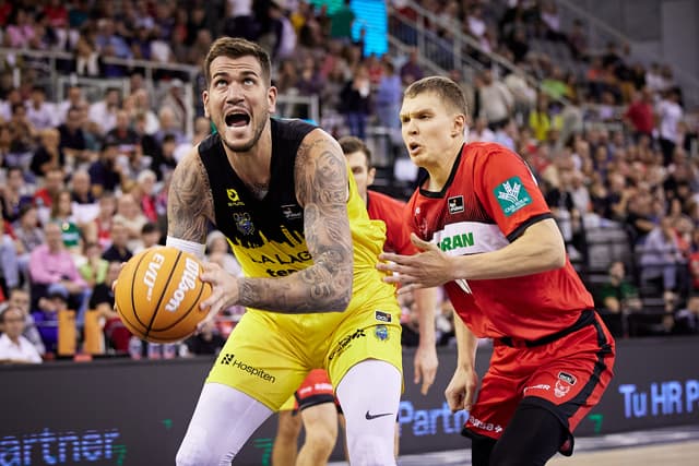 Coviran Granada 75-La Laguna Tfe 86