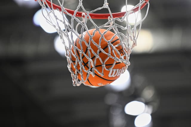 Cambio de hora en el Barça-Surne BB