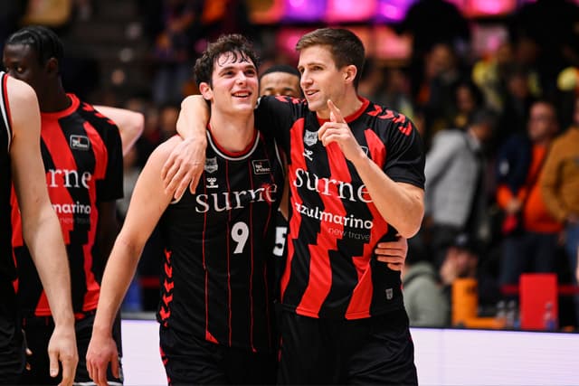 Rubén Domínguez hace historia