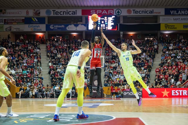 Bàsquet Girona-Barça (91-90)