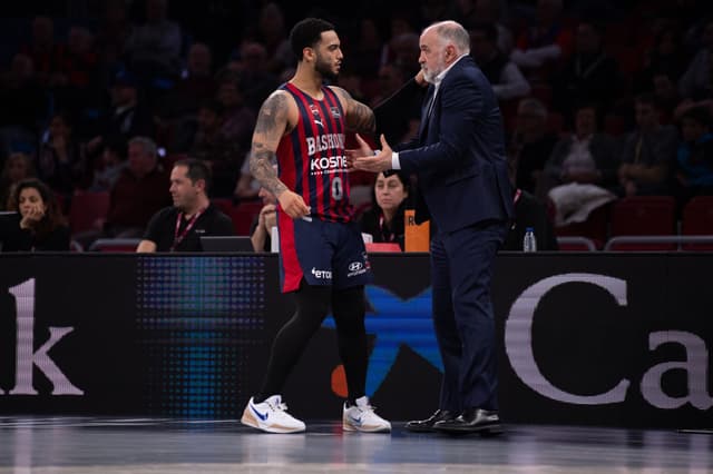Howard, 9º triplista en Baskonia