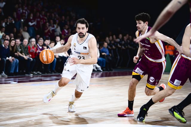 Los 1000 triples acb de Llull