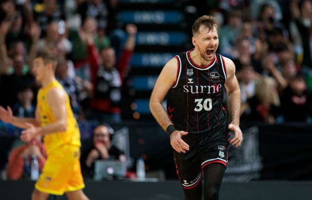 Surne BB 96 - Dreamland GC 78