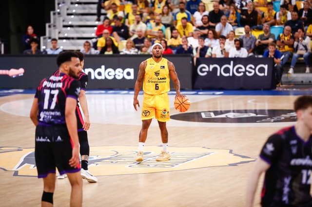 Albicy, 2º canario en asistencias