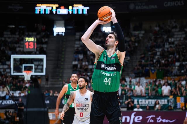 Tomic: Líder en valoración 24-25