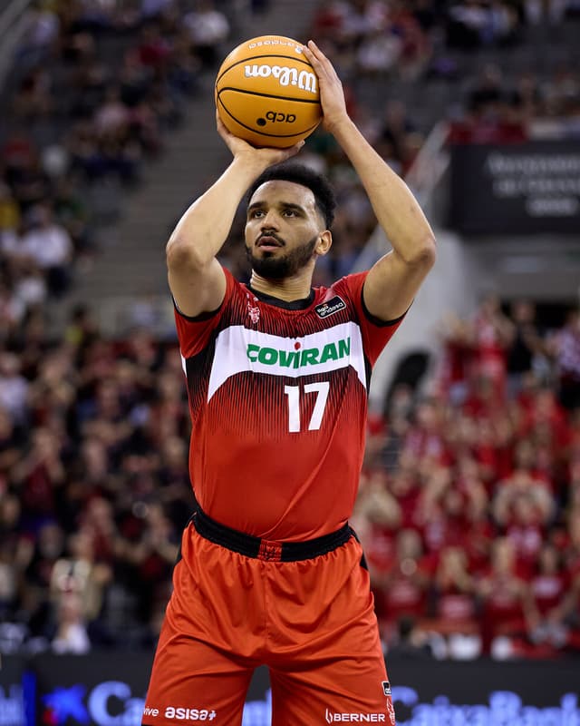 Amine Noua no seguirá en Granada