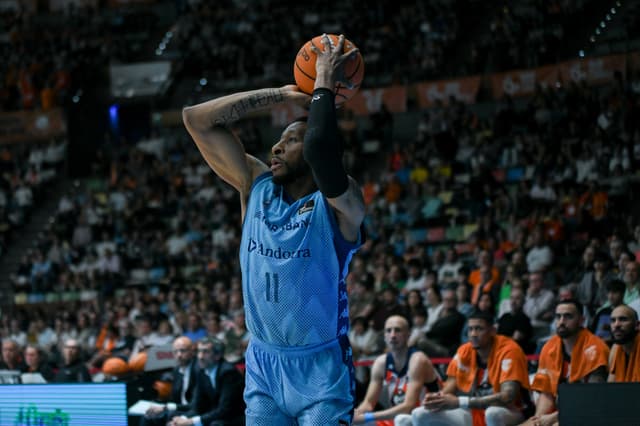 Leyma Coruña-MoraBanc And. (91-104)