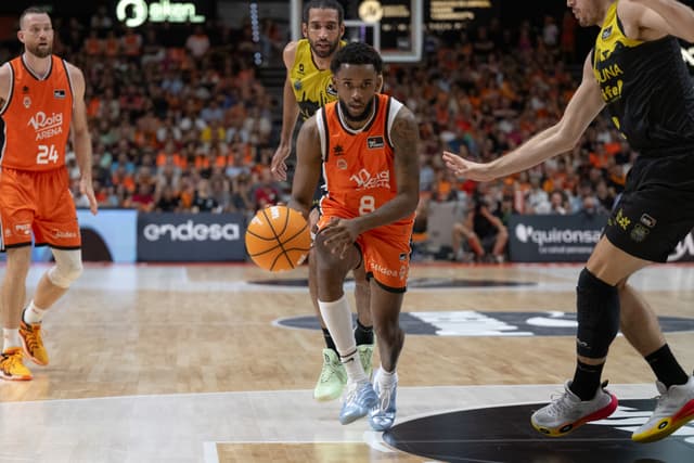 Valencia BC-La Laguna Tnf (83-65)