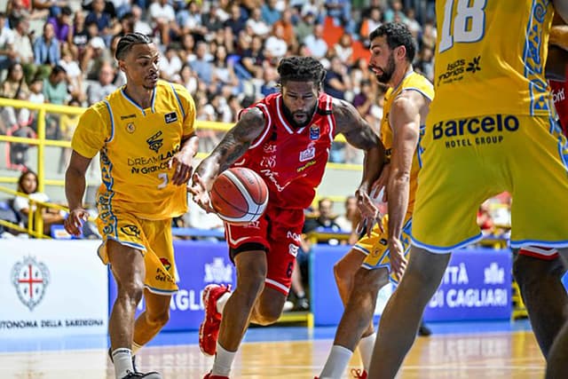 Olimpia-Dreamland GC (91-64)