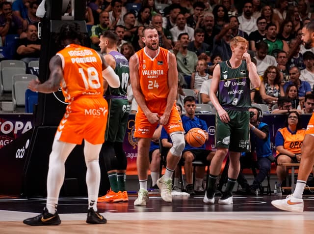 Unicaja 87 - Valencia Basket 93