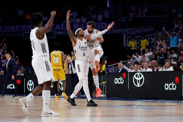 Real Madrid 81 - Dreamland GC 71