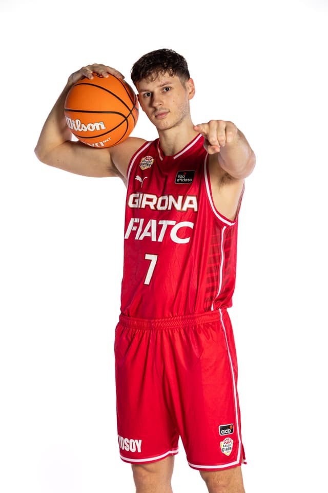 Hollanders, renovado en Girona