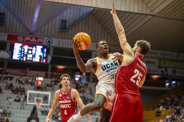 UCAM: 34 puntos en un cuarto