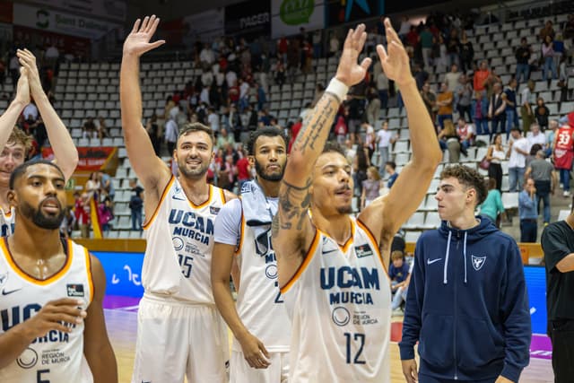 Bàsquet Girona-UCAM Murcia (71-93)