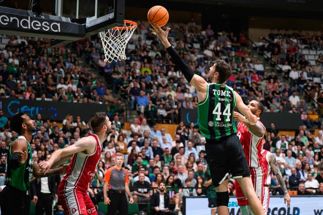 Joventut-Casademont Zaragoza (89-86