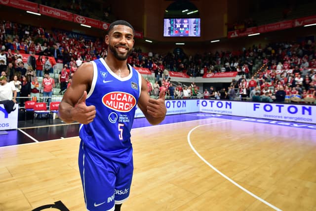 UCAM Murcia-BAXI Manresa (84-65)