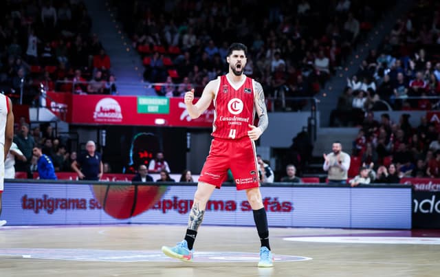 Santi Yusta, 300 partidos en acb