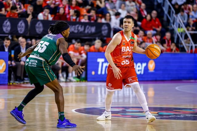 Dani Pérez, en el club de las 1.000