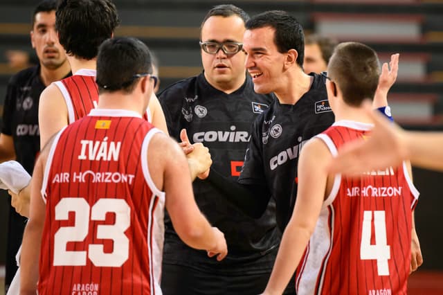 Arrancó Copa Campeones en Manresa