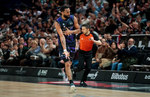 Surne Bilbao 100 - Río Breogán 90