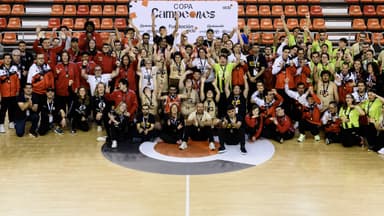 Foto familia Copa Campeones Manresa 2025