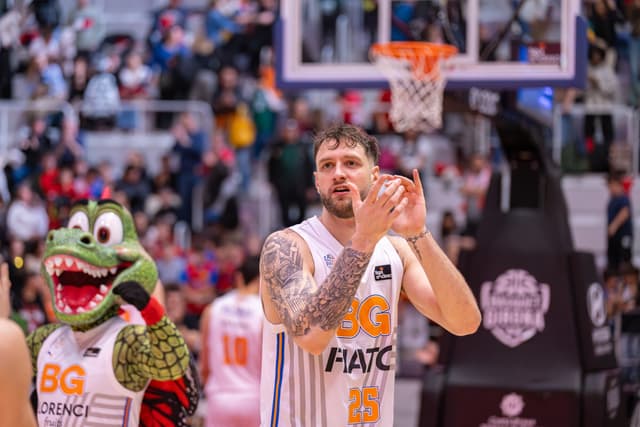 B. Girona vuelve a 50% de victorias