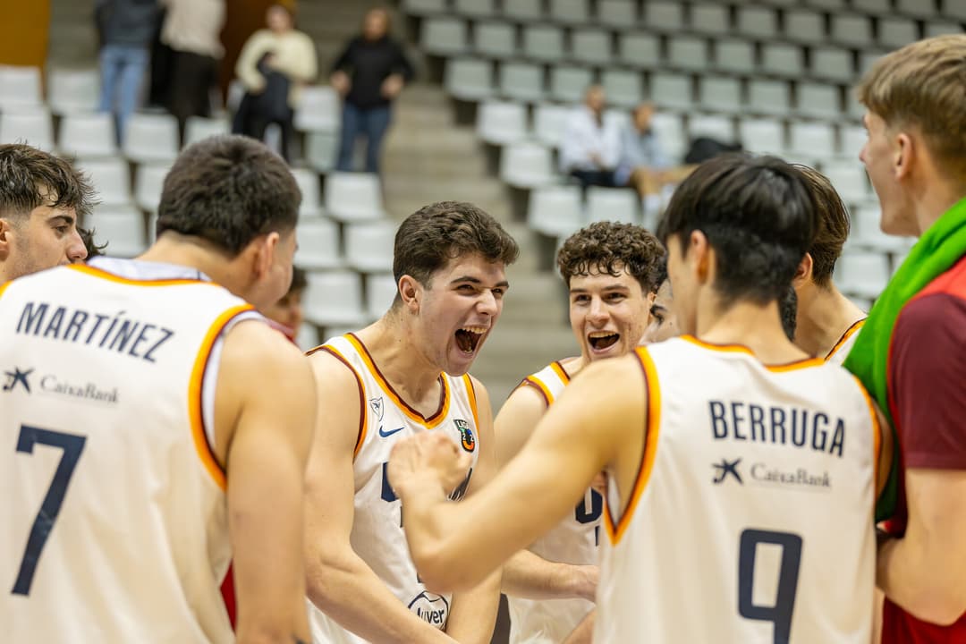 Alegría murciana tras un triunfo en Liga U